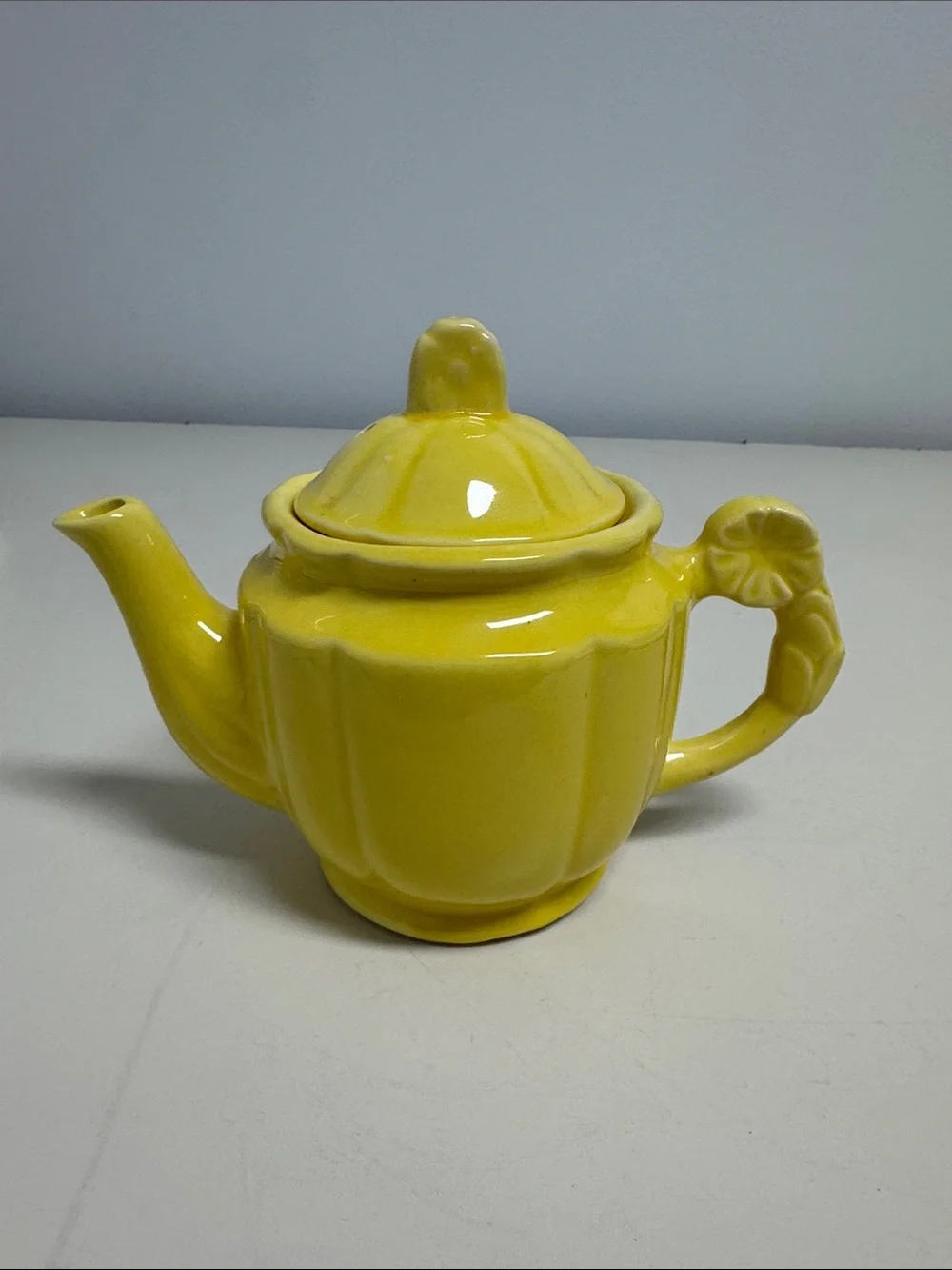 Yellow Ceramic Teapot - Bright Gloss Finish